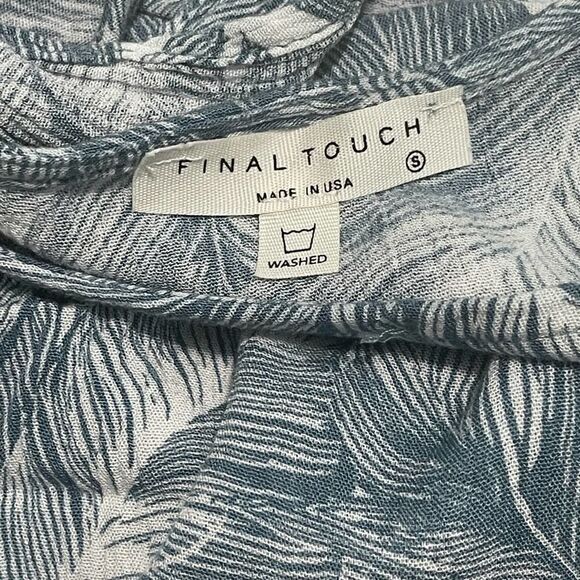 Final Touch Feather Print Tie Front Top T-Shirt Short Sleeves‎ Blue White Small - Picture 2 of 11